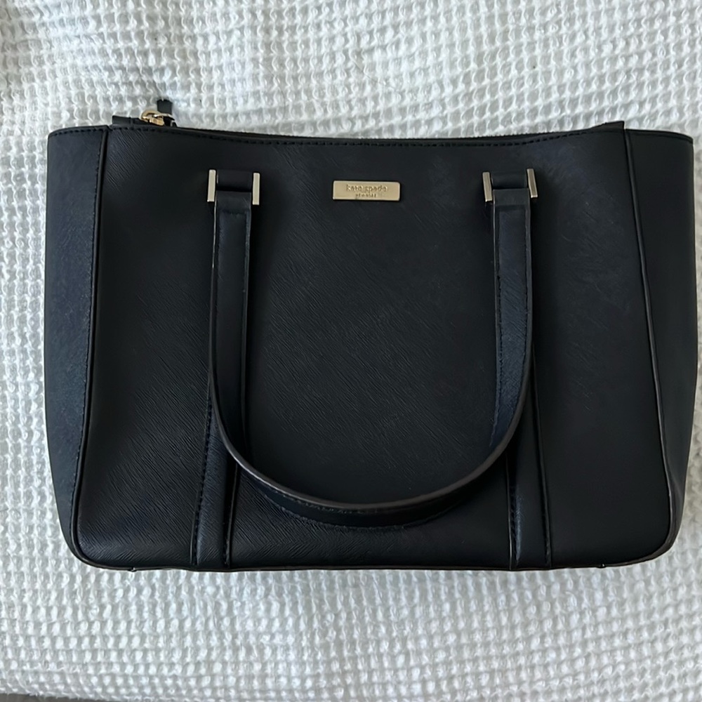 Black kate spade bag,
